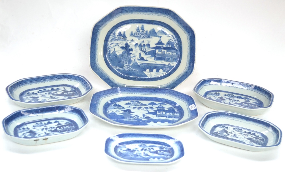 A Composite Graduated Set of Seven Chinese Porcelain Meat Platters, circa 1800, painted in