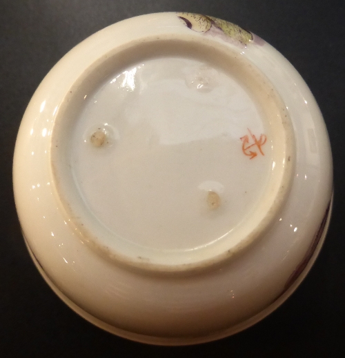 A Set of Three Chelsea Porcelain Tea Bowls and Saucers, en suite to the preceding lot See - Image 7 of 28