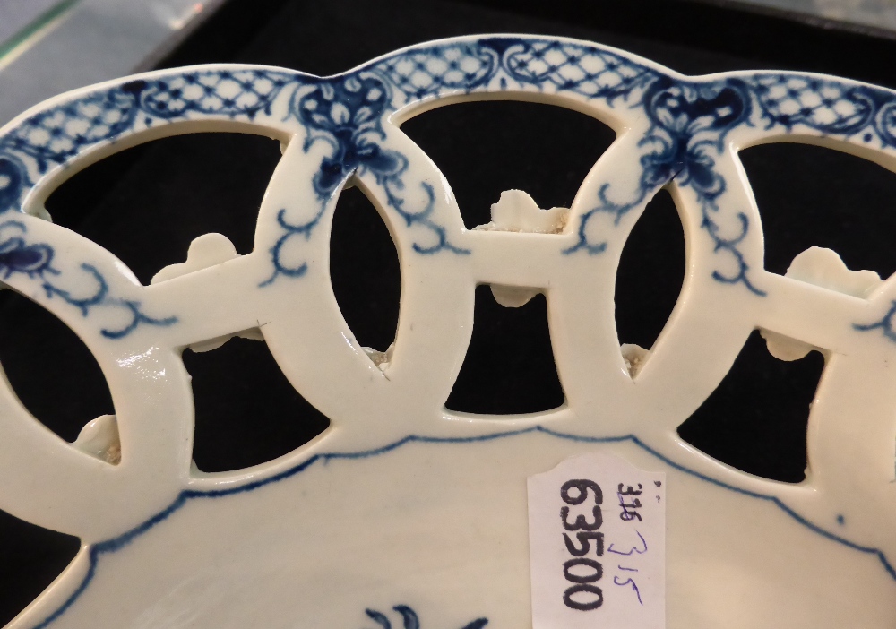 A First Period Worcester Porcelain Circular Basket, circa 1775, printed in underglaze blue with - Image 7 of 9