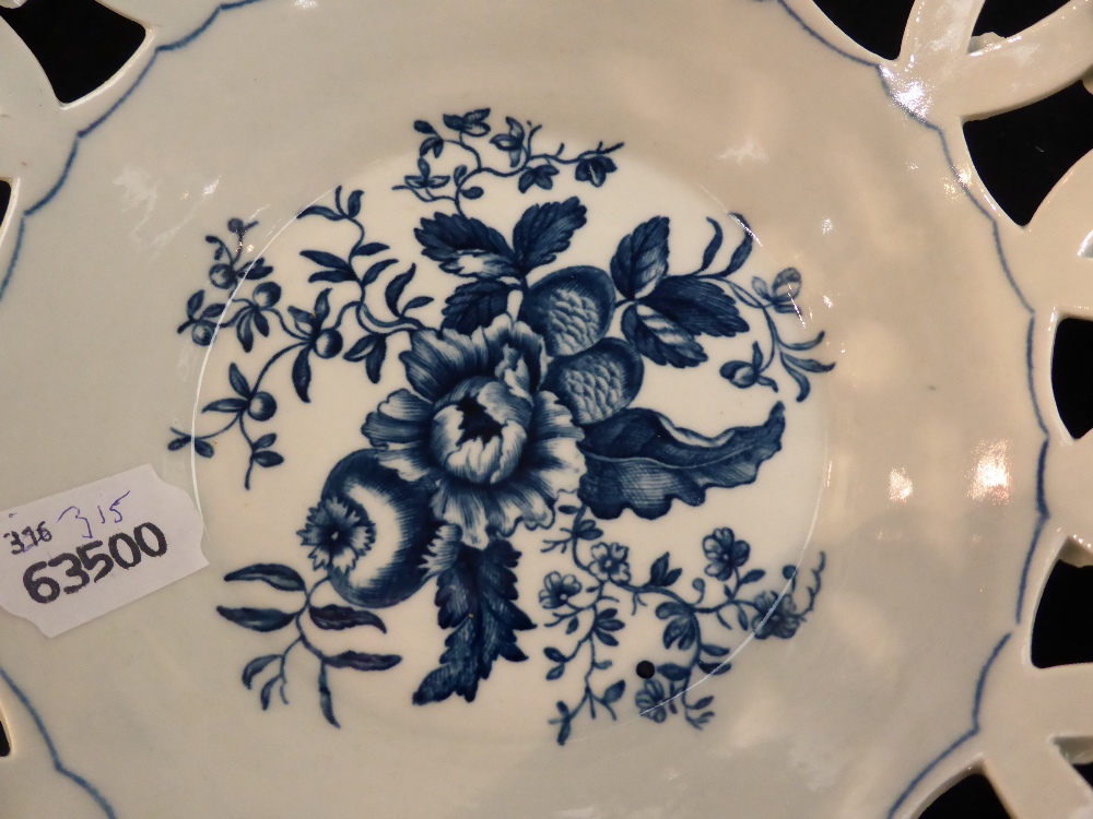 A First Period Worcester Porcelain Circular Basket, circa 1775, printed in underglaze blue with - Image 9 of 9