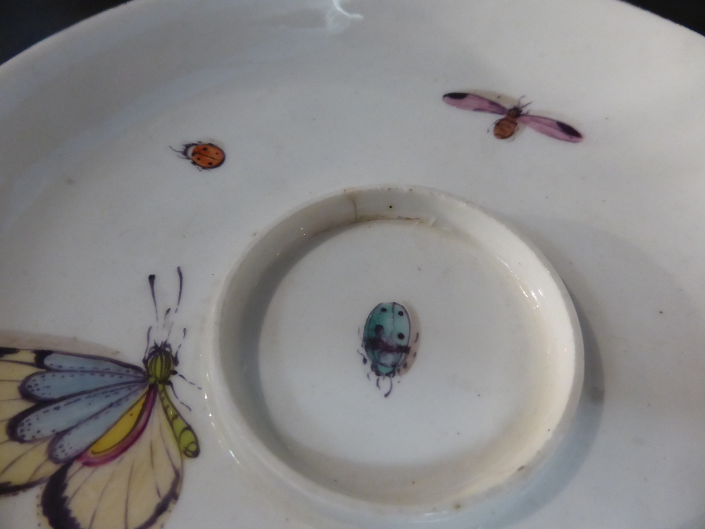 A Pair of Chelsea Porcelain Coffee Cups and Trembleuse Saucers, en suite to the preceding lot See - Image 6 of 22