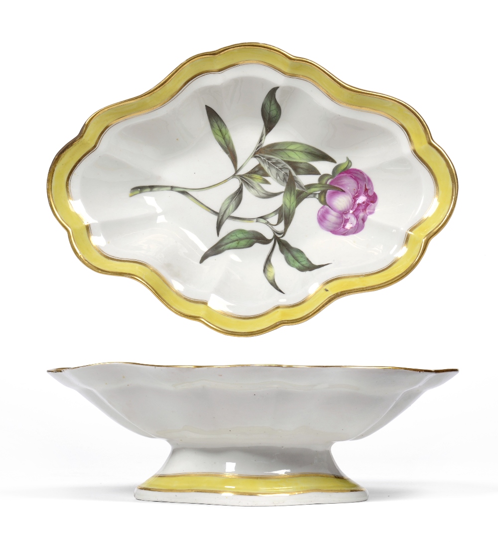 A Chamberlains Worcester Porcelain Pedestal Dish, circa 1800, of fluted oval form painted with "Pale