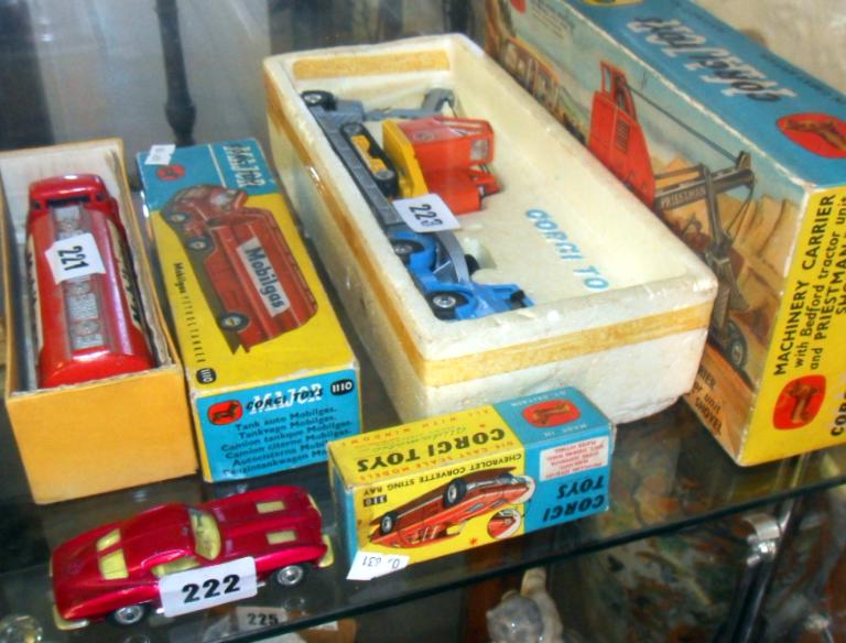 Corgi Toys:- Chevrolet Sting Ray No 310, in original box, good condition