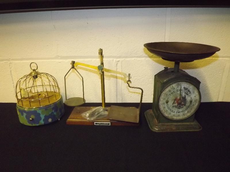 A.E. Sommers & Co Ltd weighing scale with weights, a weighing scale marked The Concise Household