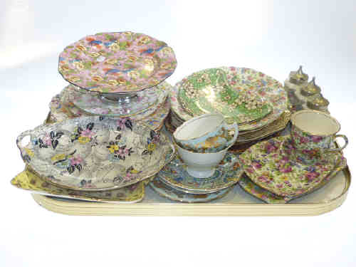 Chintz comport, various plates, cruet, cups and saucers