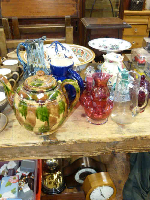 19th Century teapot of Whieldon type, Aesthetic cheese wedge, wash bowl in the 'Vase' pattern, etc