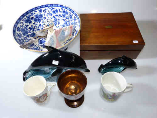 Victorian mahogany desk box, two Georgian silver serving spoons, two commemorative mugs, large