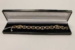A 9ct gold textured link bracelet, 7.1g.   CONDITION REPORT:  Good condition.