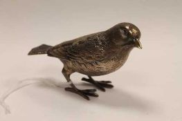 A silver finch, London 1977, height 6 cm, 124.4 g.   CONDITION REPORT:  Excellent condition.