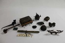 A collection of oriental bronze and other collectibles, bronze figures etc.  (13) CONDITION
