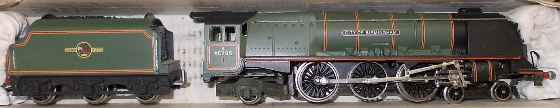 Wrenn. W2227 4-6-2 loco & tender. 46235 'City of Birmingham', green, B.R. Boxed.