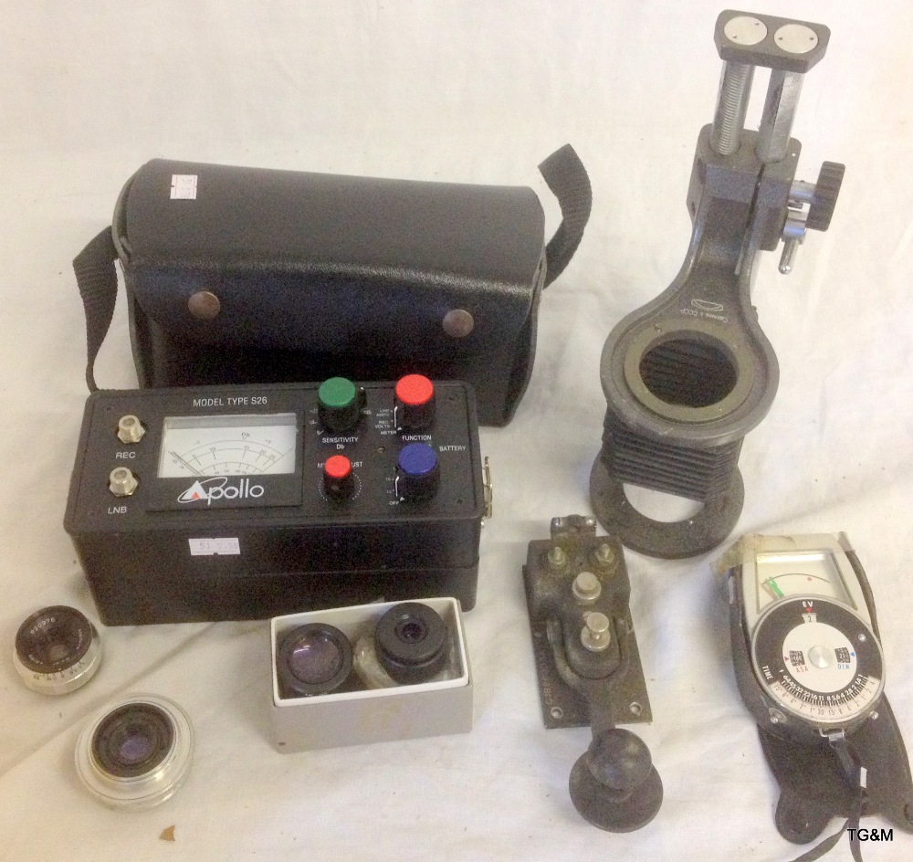 Apollo model 526 meter in case, light meter, lenses and other items