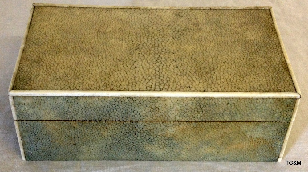 Shagreen / ivory box