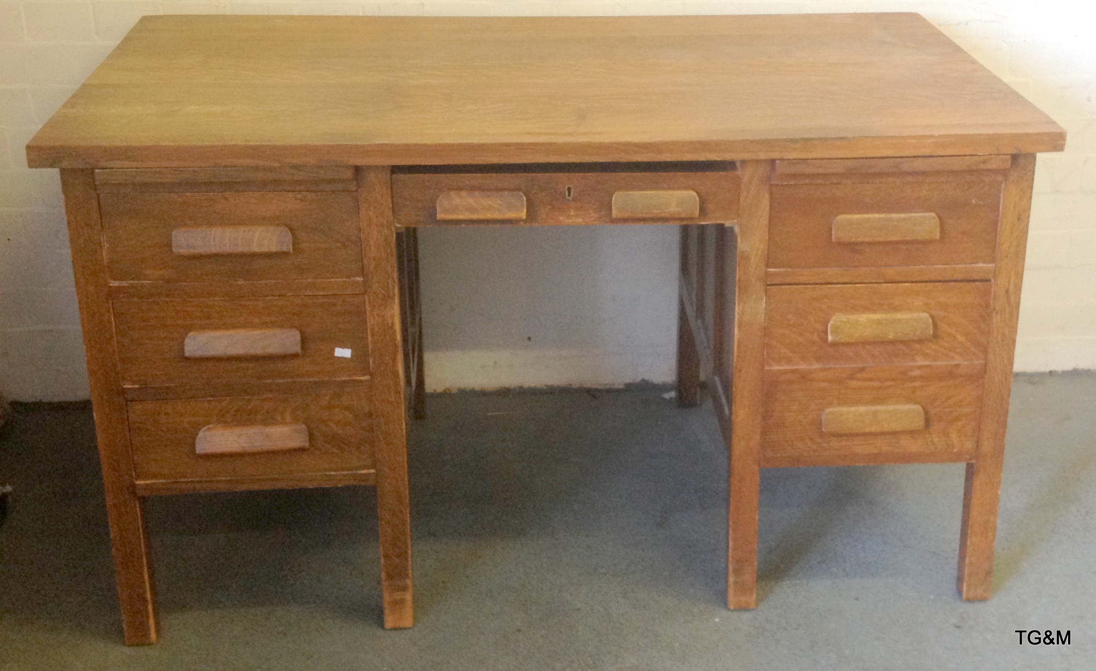 1950`s pedestal desk