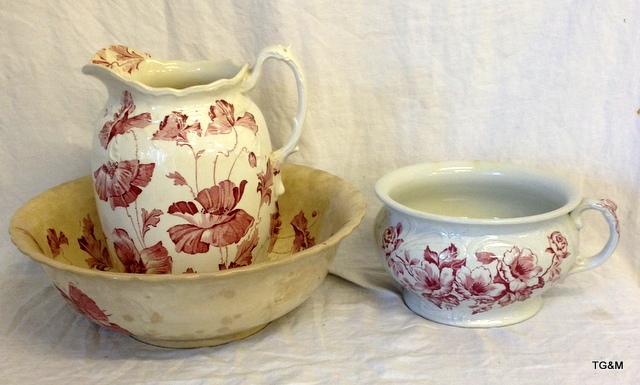 A jug, bowl and chamber pot set