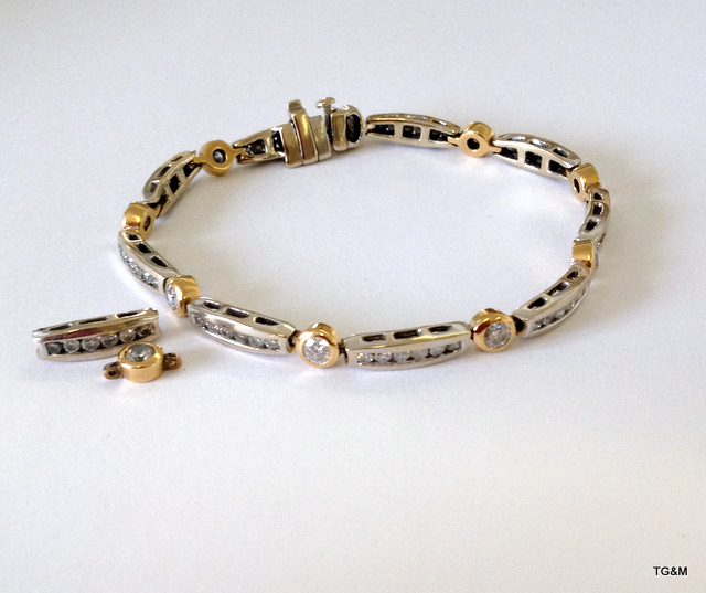 White and yellow gold bracelet set with 3ct of diamonds (with extra links)