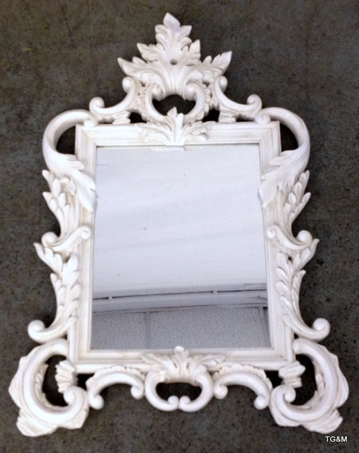 Ornate mirror (51x31cm)