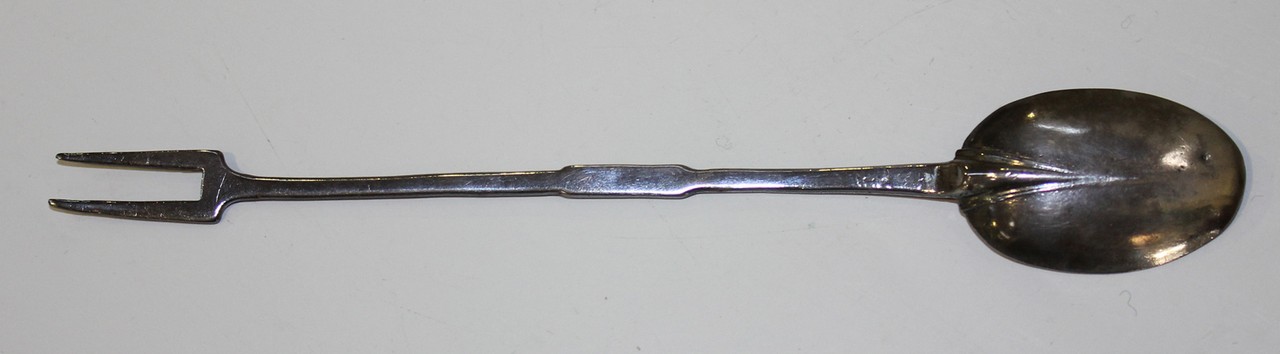 A silver sucket spoon and fork, probably late 17th Century, the flattened handle with a rat tail - Image 2 of 2