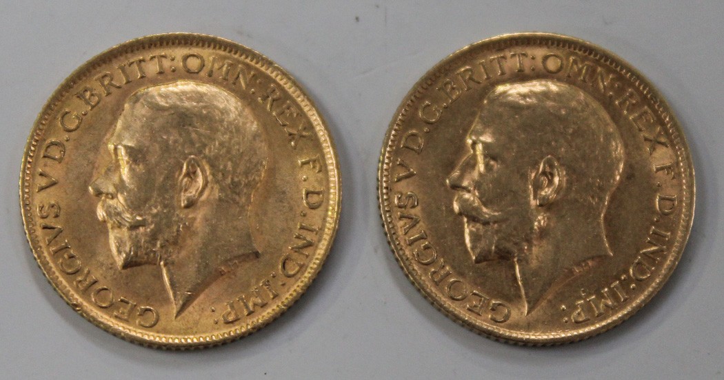 Two George V sovereigns, comprising 1911 and 1913.