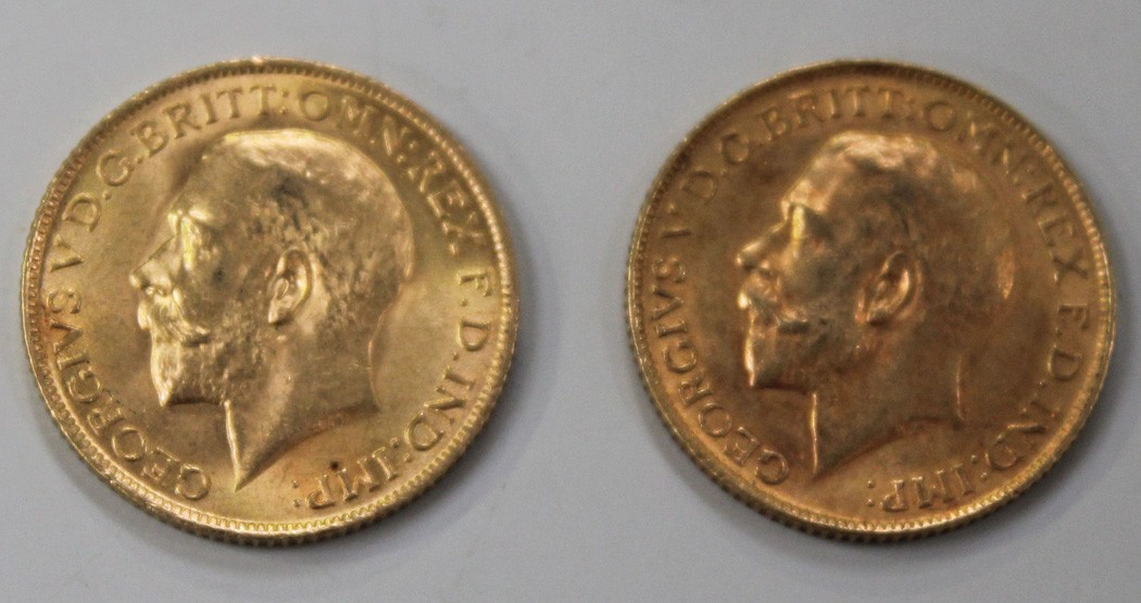 Two George V sovereigns, comprising 1913 and 1915.