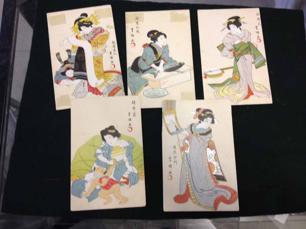 5 Edwardian postcards hand coloured pictures of Japanese geisha girls.