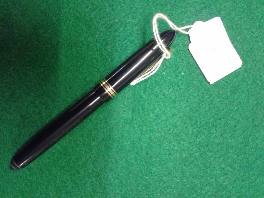 Mabie Todd `Swan` Leverless pen 1930s. Navy Celluloid, `Swan` on clip, clear barrel imprint. `