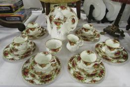 28 pieces of Royal Albert Old Country Roses