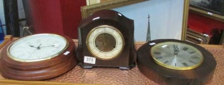 2 modern wall clocks and a bakelite mantel clock