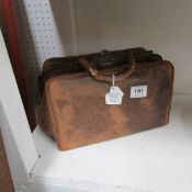 A smalll leather Gladstone bag, a/f