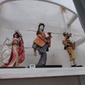 3 Japanese figures