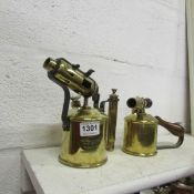 2 Max Sievert brass blow lamps being No.12 Vapouria and A
