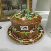 A Majolica style cheese dome