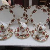 30 pieces of Royal Albert Old Country Roses