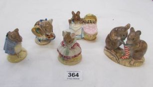 5 Beswick Beatrix Potter figures including Hunca Munca, Appley Dappley etc