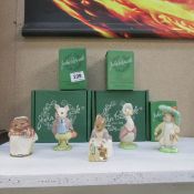5 Beswick Beatrix Potter figures including Hunca Munca sweeping, Benjamin bunny etc