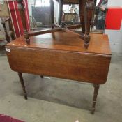 A Victorian oak Pembroke table