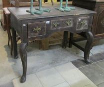 A period oak lowboy