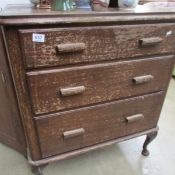 An oak 3 drawer chest