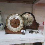 2 mantel clocks