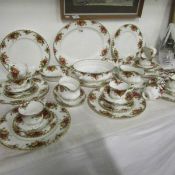 40 pieces of Royal Albert Old Country roses tea and dinnerware