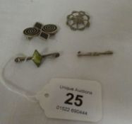 4 silver brooches including Celtic