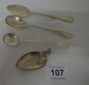2 silver spoons, a silver caddy spoon (50g) and a plated spoon