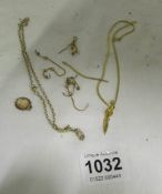 A quantity of scrap gold including necklaces, (12g)