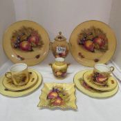 11 pieces of Anysley fruit pattern china