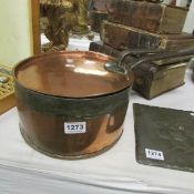 A Georgian copper saucepan and cover