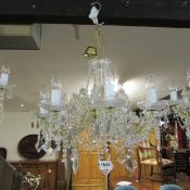 An 8 light glass chandelier
An 8 light glass chandelier