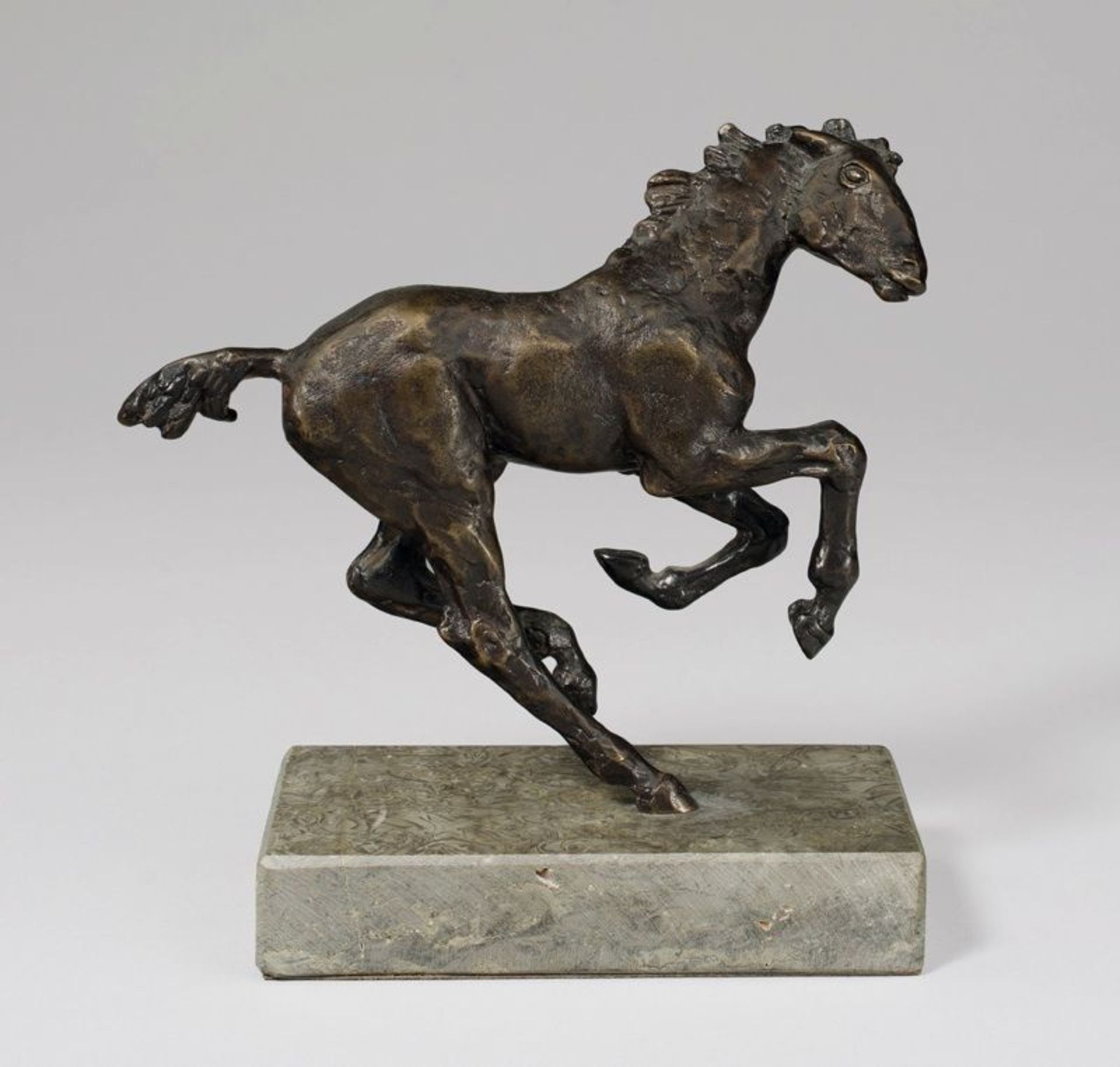 Renée Sintenis (Glatz/Silesia 1888 – 1965 Berlin)  „GALOPPIERENDES FOHLEN“. 1928  Bronze with
