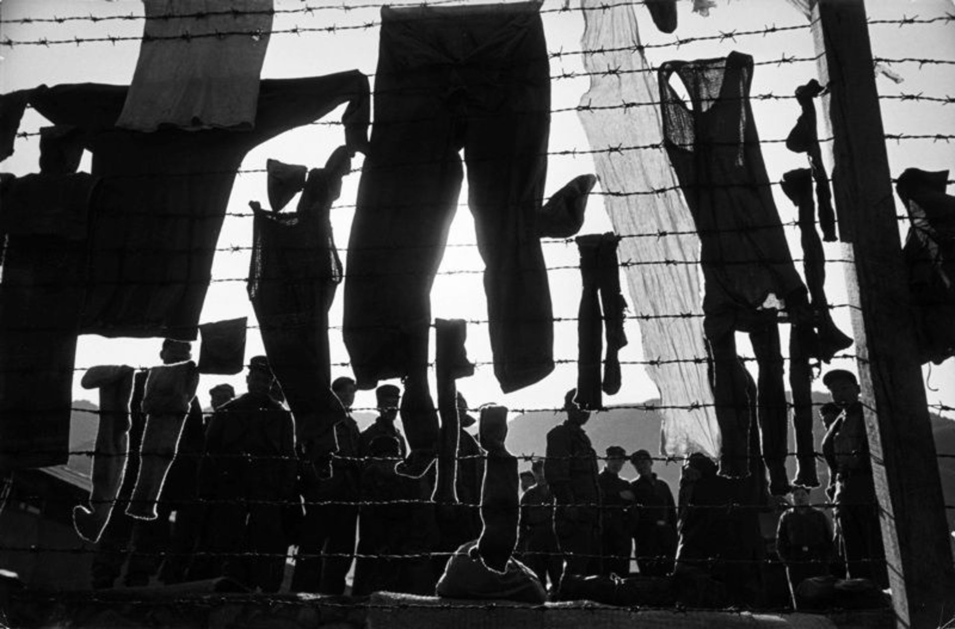 Werner Bischof (Zurich 1916 – 1954 Trujillo, Peru)  WASH DAY KOJE-DO, KOREA. 1952  Vintage.