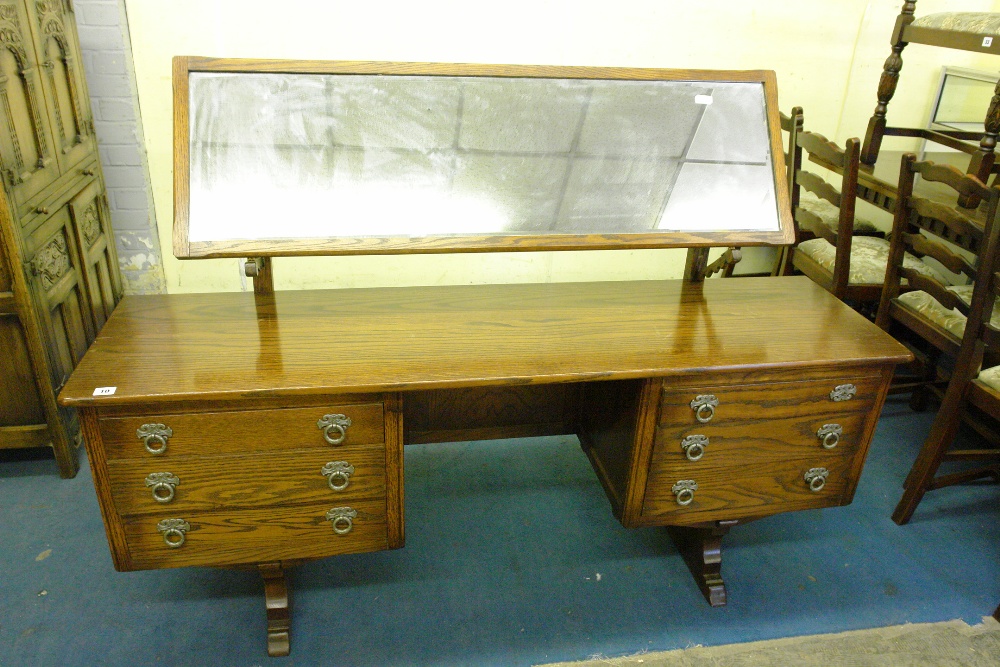 OLD CHARM TYPE OAK DRESSING TABLE ON SHAPED END SUPPORTS 152 X 64 X 420CM