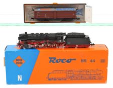 N gauge RoCo locomotive. A Class BR 44 2-10-0 tender locomotive (02106B) RN 44 1564 in black and